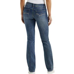 Wrangler Women's Essential Mid-Rise Straight Leg Jean